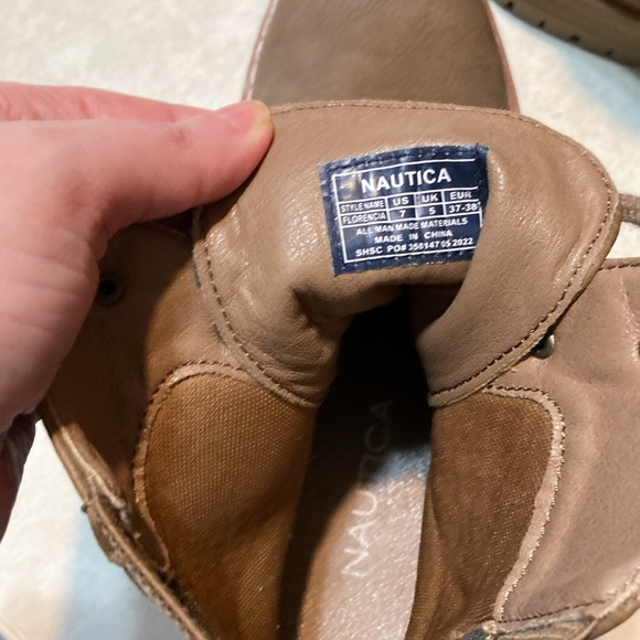 Pre loved Nautical hiking boots - Picture 7 of 11